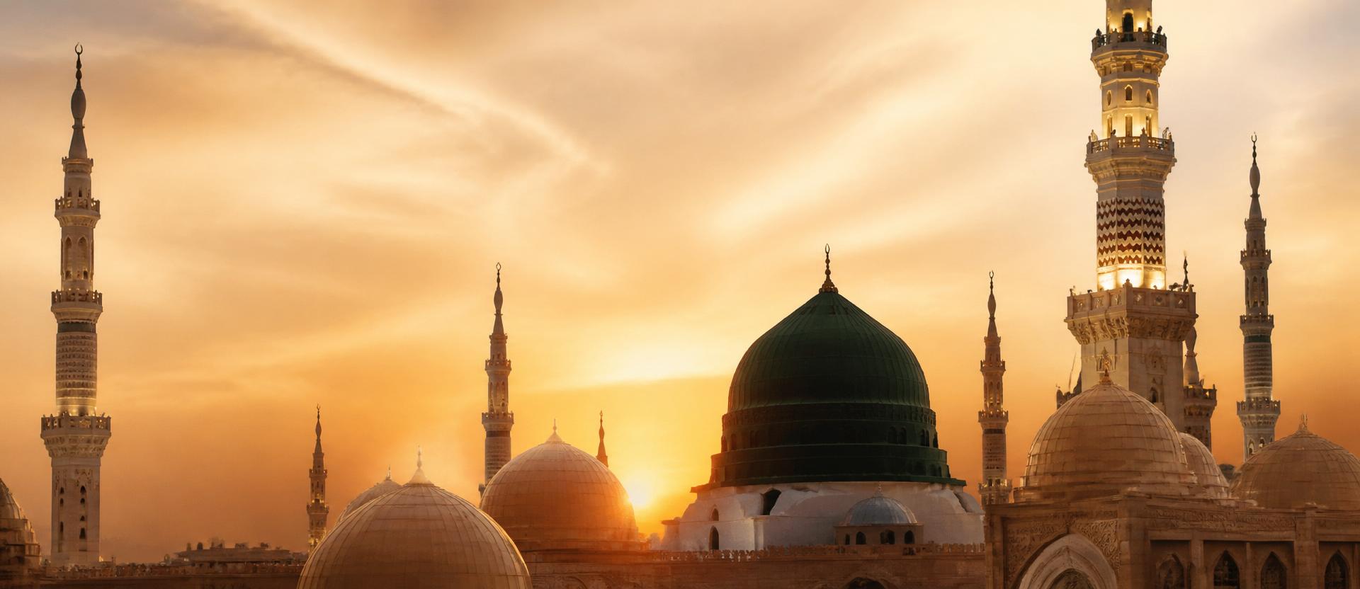 Coupoles et minarets se détachant sur un ciel de crépuscule doré